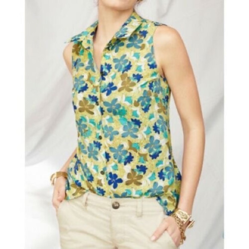 Yellow and blue floral CAbi tank. Size medium.